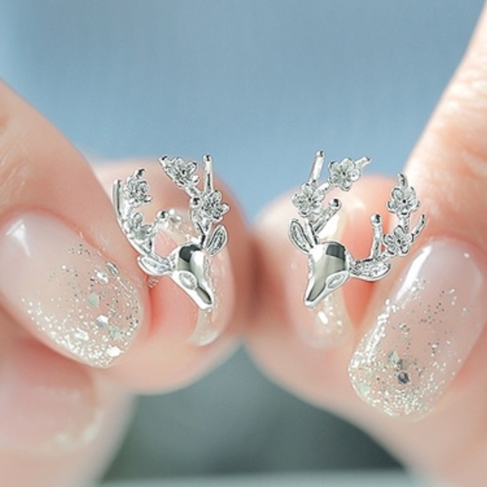 Silver Buck / Deer / Antler Earrings Studs